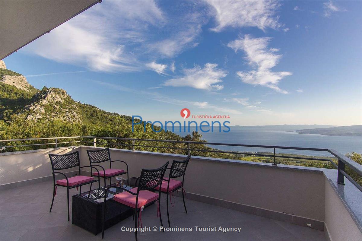 Ferienhaus Bastion mit Pool und Meerblick Baška Voda Dalmatien