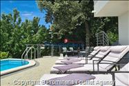 Ferienhaus Bastion mit Pool und Meerblick Baška Voda Dalmatien