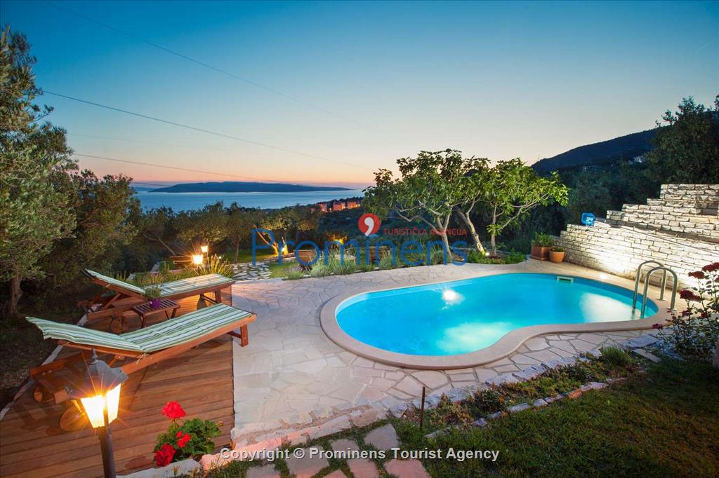 Ferienhaus Ela mit Meerblick in Puharići- Makarska- Kroatien - Perfekter Familienurlaub