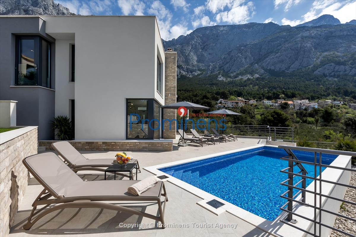 Villa Oscar s bazenom Makarska