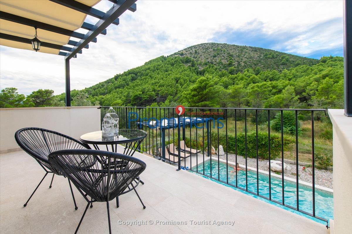 Modernes Ferienhaus Blue Stone mit beheiztem Pool in Zaostrog  Makarska Riviera,  Familienurlaub in Kroatien