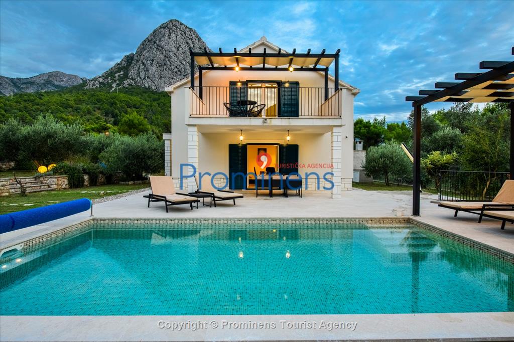 Modernes Ferienhaus Blue Stone mit beheiztem Pool in Zaostrog  Makarska Riviera,  Familienurlaub in Kroatien