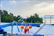 Ferienhaus Giran mit Pool und Meerblick in Bast  Makarska Riviera  Dalmatien;  Kroatien, Urlaub