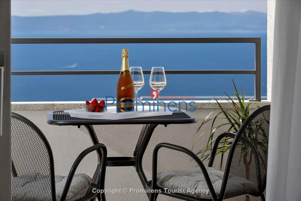 Ferienhaus L&B in Makarska mit Meerblick mieten