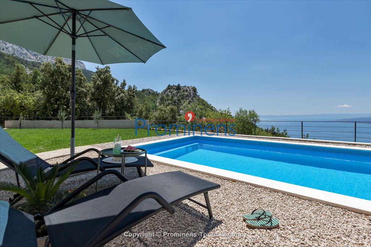 Modernes Ferienhaus Villa Alta Vista mit Pool  Meerblick bei Baska Voda  Makarska Riviera  