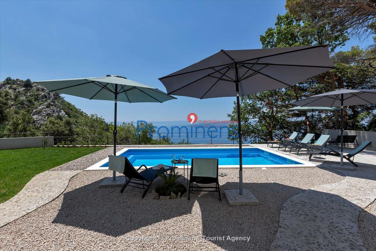 Modernes Ferienhaus Villa Alta Vista mit Pool  Meerblick bei Baska Voda  Makarska Riviera  