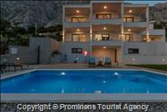 Modernes Ferienhaus Villa Alta Vista mit Pool  Meerblick bei Baska Voda  Makarska Riviera  