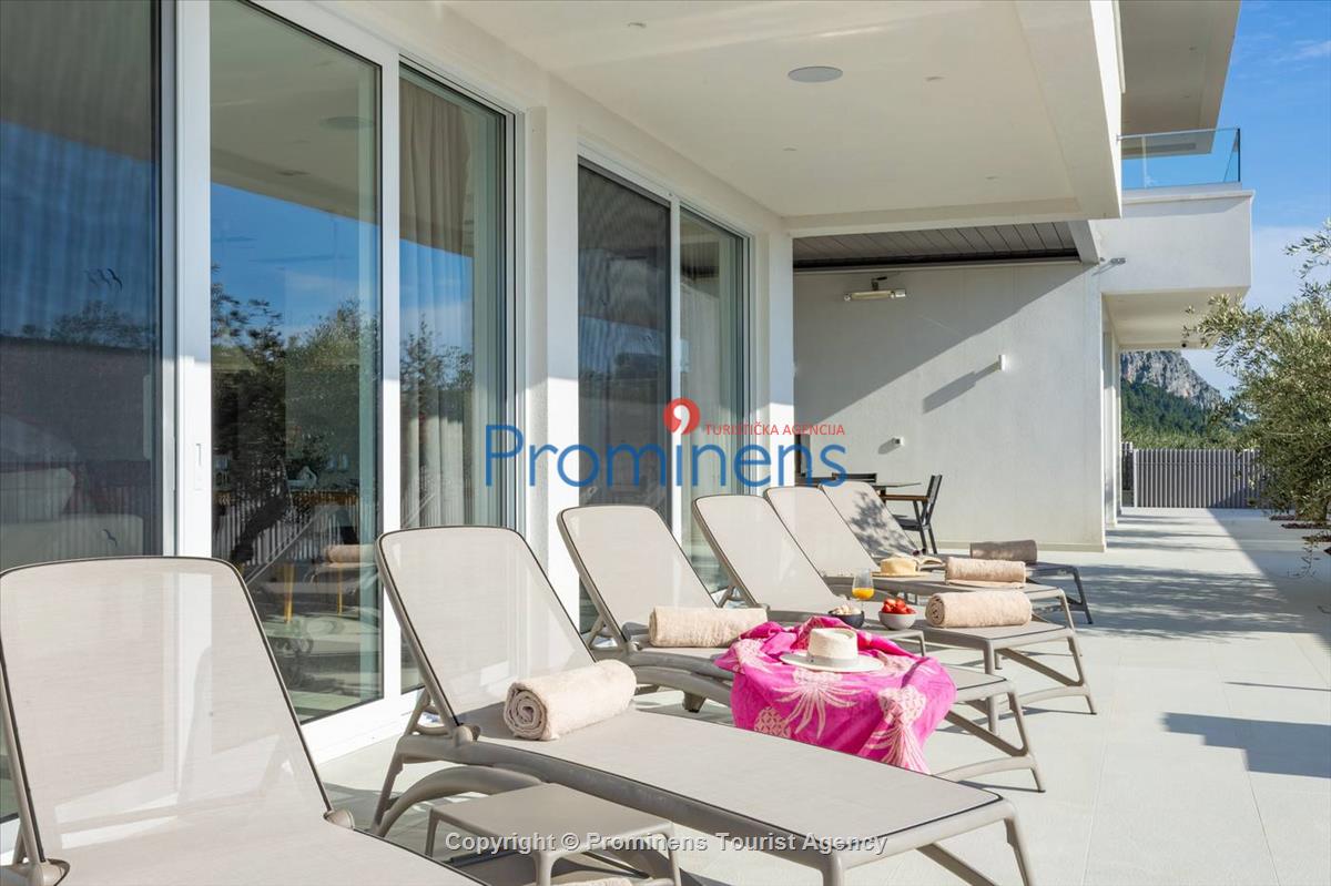 Exklusive Ferienwohnung Maja und Petra mit Pool in Makarska, 