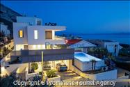 Exklusive Ferienwohnung Maja und Petra mit Pool in Makarska, 
