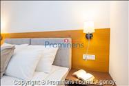 Exklusive Ferienwohnung Maja und Petra mit Pool in Makarska, 