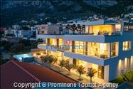 Exklusive Ferienwohnung Maja und Petra mit Pool in Makarska, 