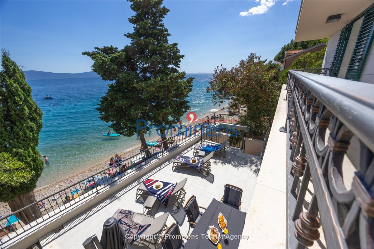 Strandhaus Podaca – 4 Schlafzimmer, 2 Familien, direkter Meereszugang, Makarska Riviera