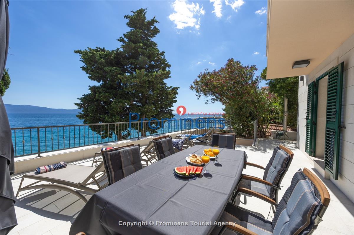 Strandhaus Podaca – 4 Schlafzimmer, 2 Familien, direkter Meereszugang, Makarska Riviera