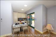 Strandhaus Podaca – 4 Schlafzimmer, 2 Familien, direkter Meereszugang, Makarska Riviera
