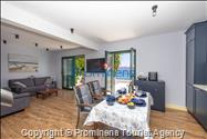 Strandhaus Podaca – 4 Schlafzimmer, 2 Familien, direkter Meereszugang, Makarska Riviera