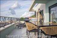 Penthouse Helena in Makarska – Exklusive Ferienwohnung mit Meerblick und Whirlpool