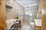 Penthouse Helena in Makarska – Exklusive Ferienwohnung mit Meerblick und Whirlpool