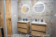 Penthouse Helena in Makarska – Exklusive Ferienwohnung mit Meerblick und Whirlpool