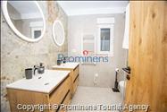 Penthouse Helena in Makarska – Exklusive Ferienwohnung mit Meerblick und Whirlpool
