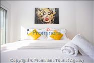 Penthouse Helena in Makarska – Exklusive Ferienwohnung mit Meerblick und Whirlpool