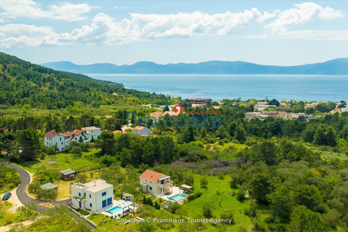 Holiday home Blue Stone with pool Zaostrog