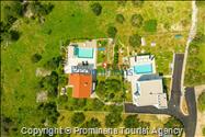 Holiday home Blue Stone with pool Zaostrog
