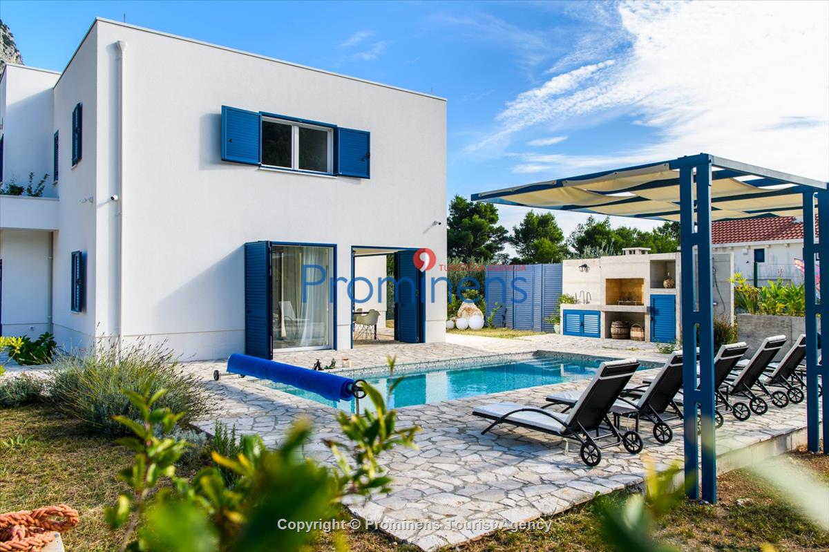  Ferienhaus mit beheiztem Pool und drei Schlafzimmern an der atemberaubenden Makarska Riviera in Kroatien