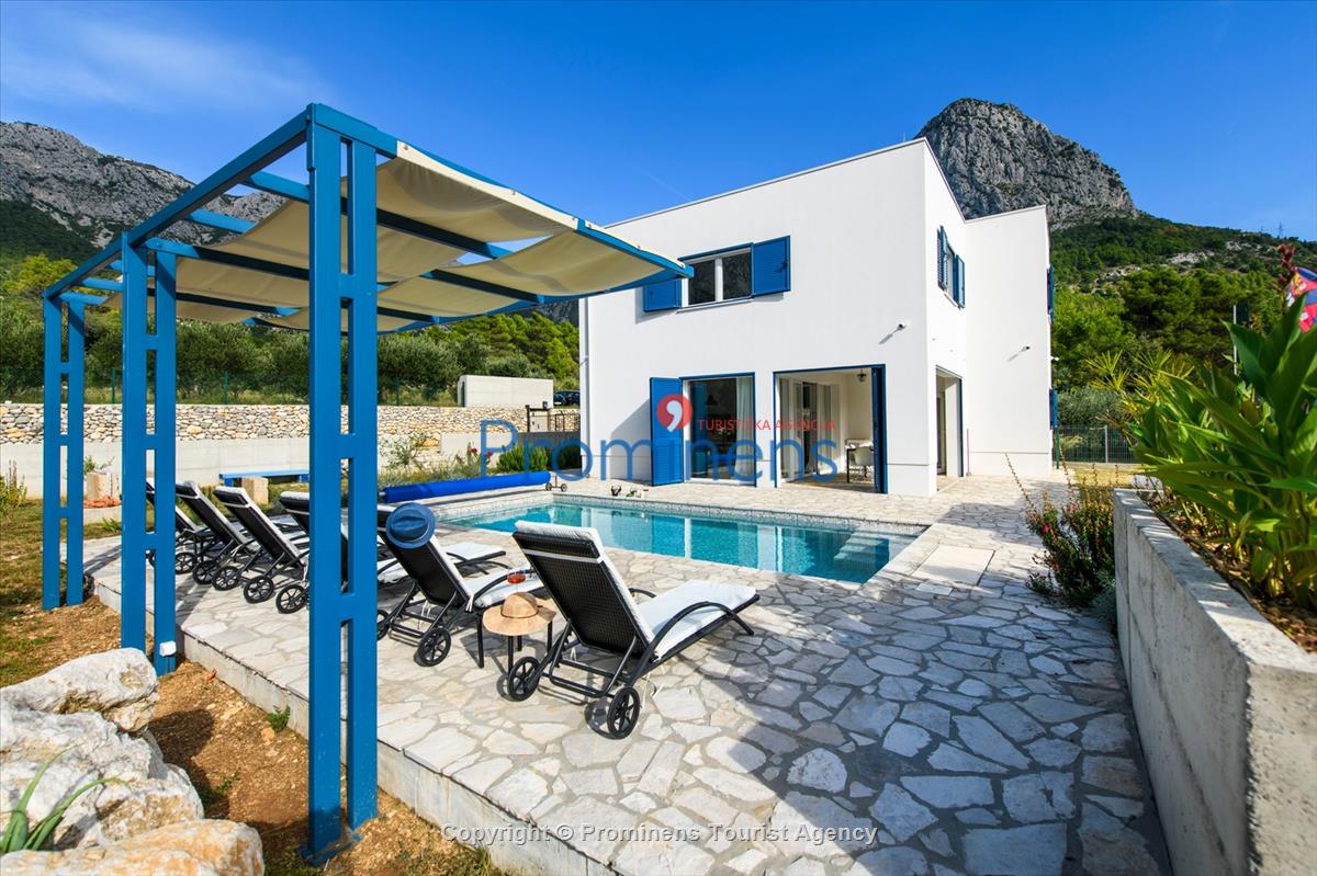  Ferienhaus mit beheiztem Pool und drei Schlafzimmern an der atemberaubenden Makarska Riviera in Kroatien