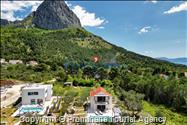  Ferienhaus mit beheiztem Pool und drei Schlafzimmern an der atemberaubenden Makarska Riviera in Kroatien