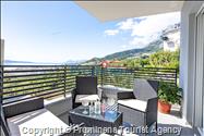 Ferienwohnung Maslina in Makarska – eine komfortable Unterkunft mit zwei Schlafzimmern, Balkon und Aufzug